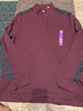 Perry Ellis Men's Burgundy V-Neck Sweater with Black Accents
